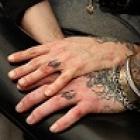 Anéis tatuados 