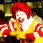 McDonald's irá contratar 3.000 atendentes. 