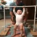  Bebê treinando Barra para as próximas Olimpíadas!