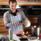 Sim, as mulheres adoram homens que sabem cozinhar 