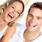 Homens se sentem mais atraídos por mulheres sorridentes, diz estudo