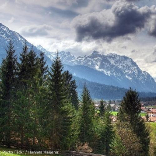 Montanha ameaça desabar nos Alpes