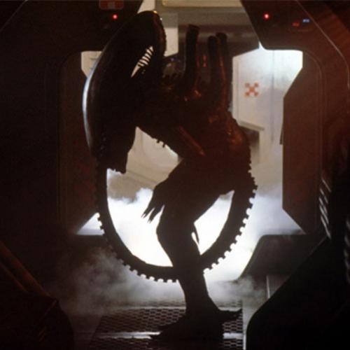 Por que você deveria assistir Alien, o Oitavo Passageiro