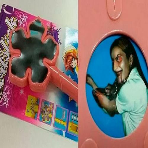 Brinquedo macabro levava imagem de criança possuída cortando os pulsos