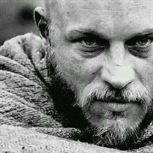 Vikings: Vaza roteiro original da morte de Ragnar Lothbrok