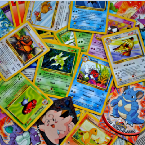 Policial substitui coleção de cards de pokémon de criança roubada pela