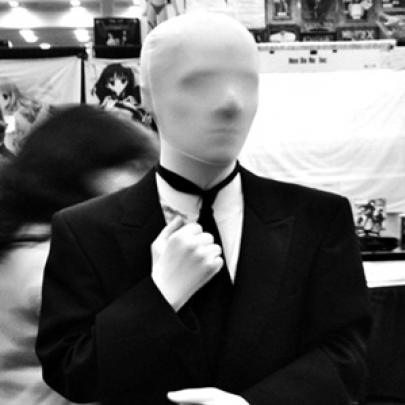 Pegadinha “slender man”