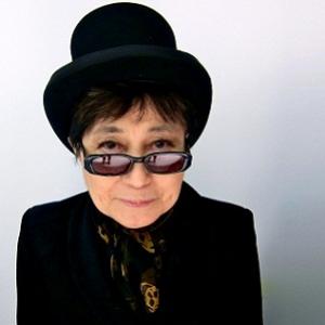 Yoko Ono fazendo cover de Katy Perry #WTF