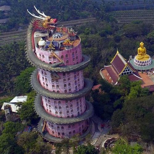 O Templo do Dragão na Tailândia