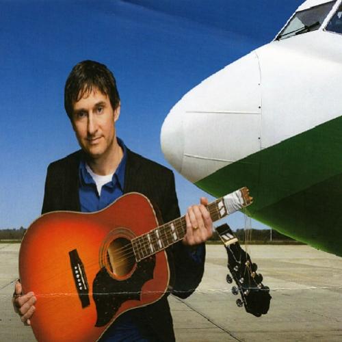 Empresa aérea quebra guitarra e músico faz música muito indignado
