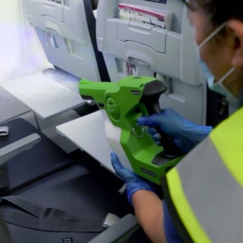 American Airlines comprova eficiência de produto de limpeza contra o v