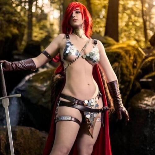 20 motivos para você gostar de mulheres que fazem cosplay da Red Sonja