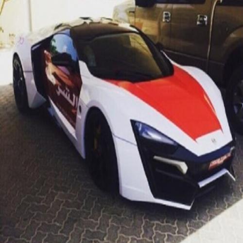 Polícia de Abu Dhabi tem carro de R$ 11 milhões