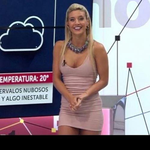 Jornalista mais sexy do mundo estreia como ring girl