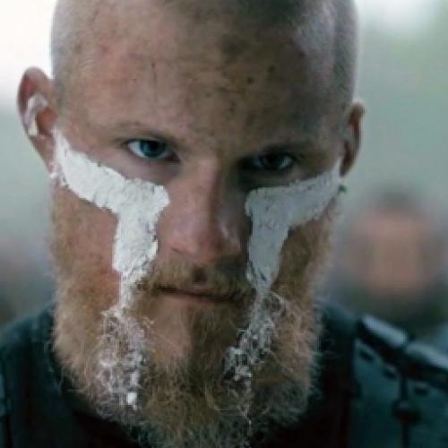 Vikings: Atriz diz que sua personagem se daria bem com Bjorn Ironside
