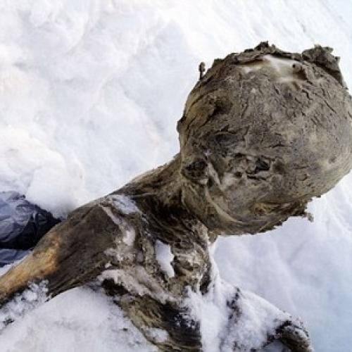 Alpinistas encontram corpos mumificados no pico do México