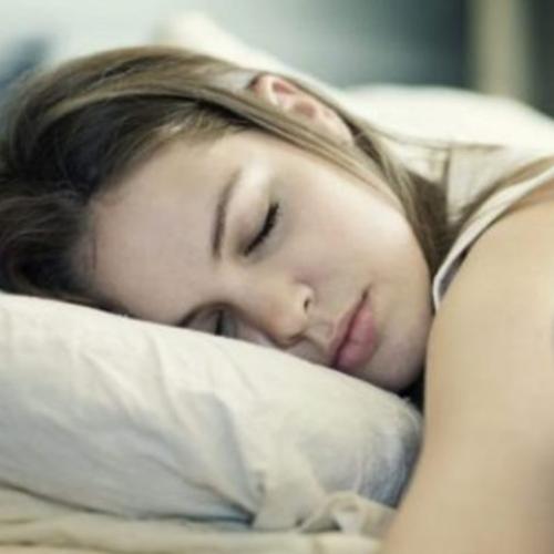 Dormir pouco pode causar transtorno de humor