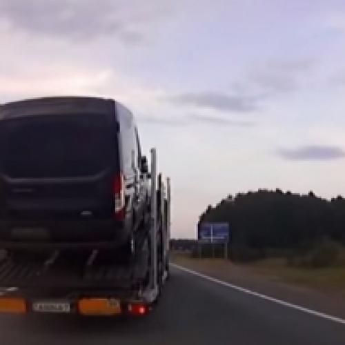 Perseguição policial a caminhão na Rússia é insana; veja vídeo