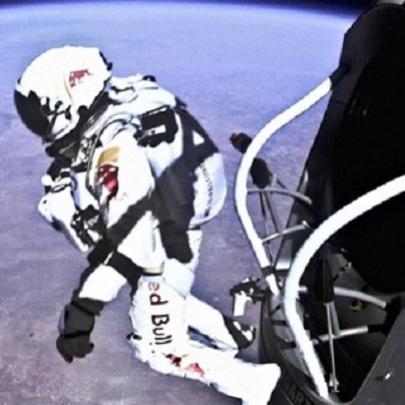 Felix Baumgartner e seu sensacional salto da estratosfera em HD