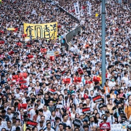 Saiba como os protestos em Hong Kong podem afetar a sua viagem até a C