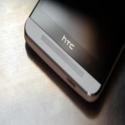 HTC One M8 oficialmente apresentado