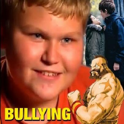 Garoto gordo sofre bully na escola e dar uma pisa no valentão