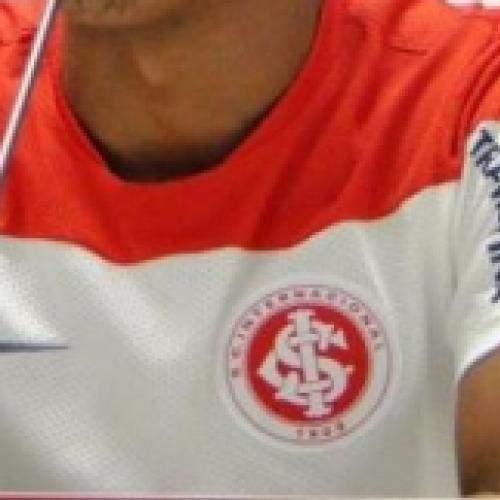 Jogador do São Paulo assina com o Internacional