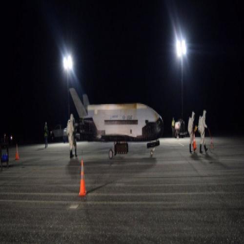 Avião ultra-secreto dos EUA voltou á terra após 780 dias em órbita