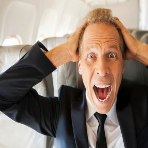42 coisas que todo mundo pensa quando viaja de avião