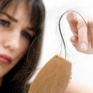 Queda de cabelos - o que causa e como evitar