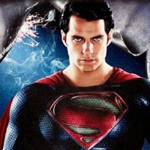 Top 5 - Os personagens que poderiam derrotar Superman