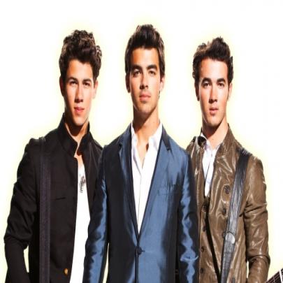 Dia triste para os fãs de Jonas Brothers: irmãos anunciam fim da banda