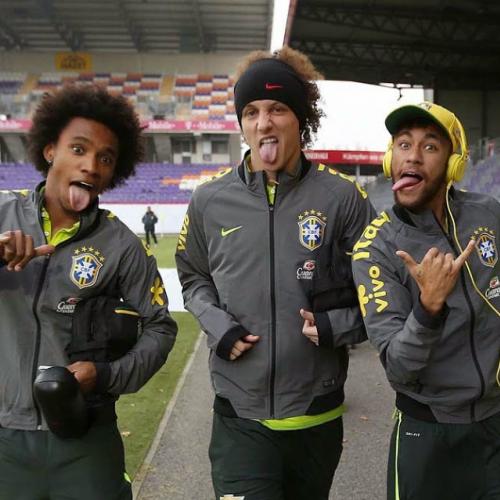 Neymar lidera a lista de famosos mais 