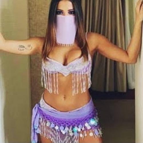 Anitta arrasa de Feiticeira no Carnaval 2019 de SP