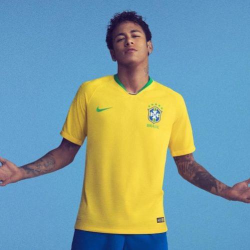 Neymar reaparece após derrota do Brasil na Copa: “Horas tristes”
