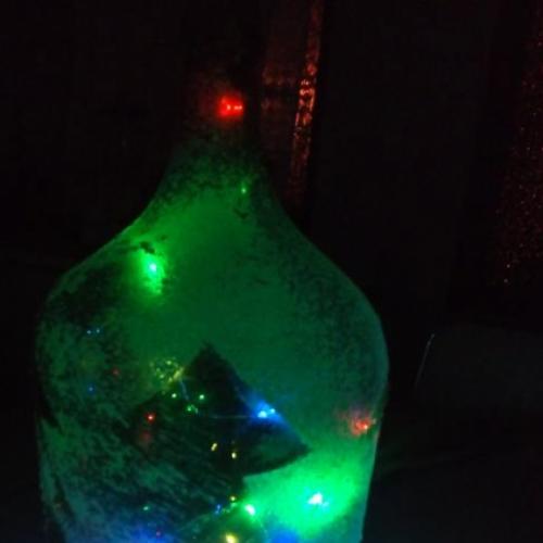 Como Fazer uma luminária de natal com um garrafão