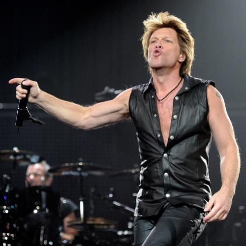 Bon Jovi cantando Festa no apê