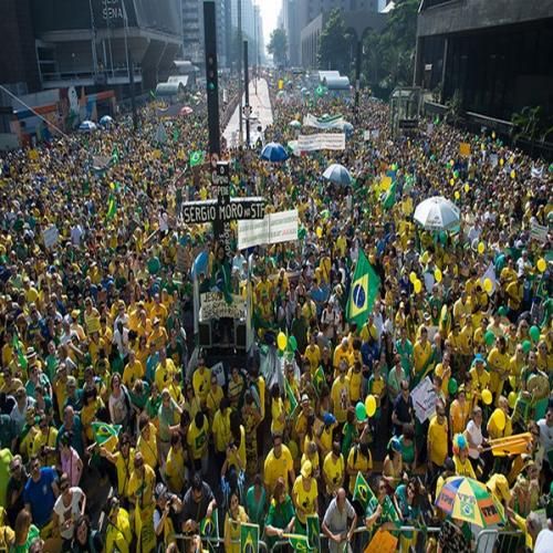 Destruíram Brasil ou representa essência dele?!