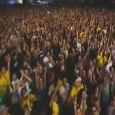 40 mil pessoas mandam a Dilma tomar “naquele lugar” em show do Rappa