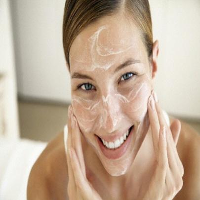 Peeling facial para pele com rugas