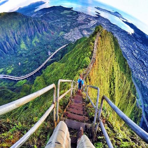Haiku: as incríveis escadas “para o paraíso” do Havaí