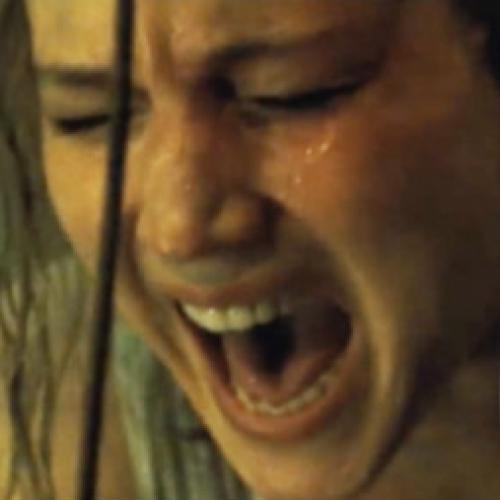 Jennifer Lawrence no sombrio terror e suspense: Mãe! (2017). Trailer.