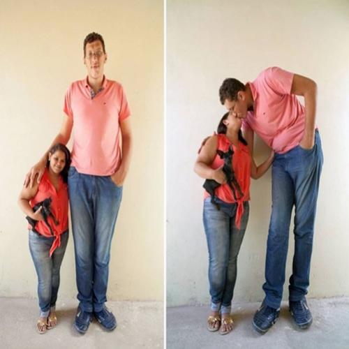 Homem mais alto do Brasil se casa com mulher de 1,52 metros