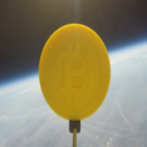 Rumo à lua: Genesis Mining envia o primeiro Bitcoin para o espaço