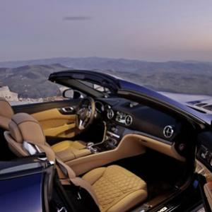 Mercedes-Benz lança novo SL no Brasil