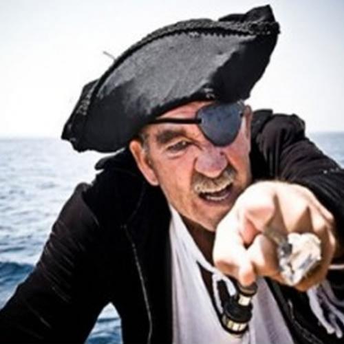 Descubra por que os piratas usavam tapa olhos