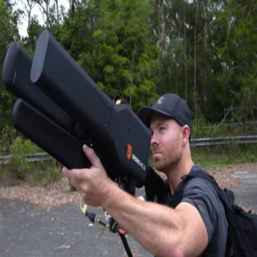 Este rifle gigante pode derrubar um drone a 2 km de distância