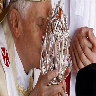 Ladrões roubam ampola com sangue de João Paulo II em igreja na Itália