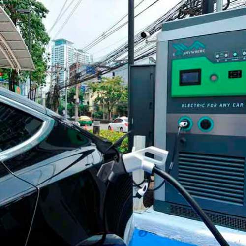 Tailândia planeja começar a vender apenas veículos elétricos