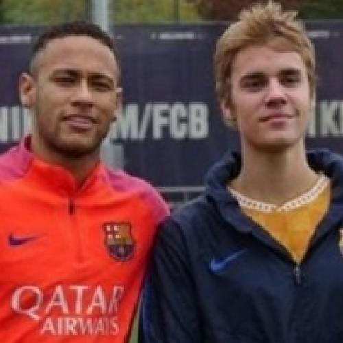 A internet está abalada com a selfie 'milionária' de Bieber e Neymar